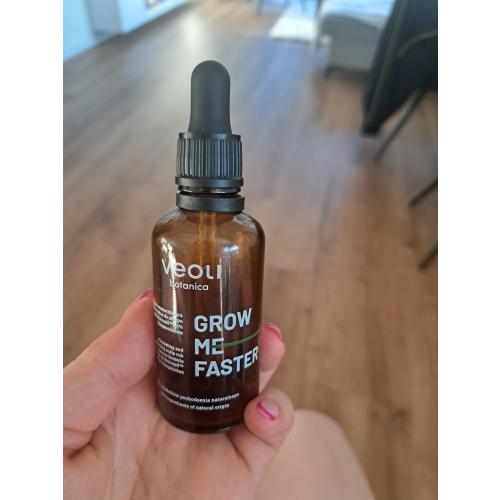 Veoli Botanica Grow Me Faster, Stymulująco-wzmacniająca wcierka wodna do skalpu z 3% Baicapil™ i 2% Sangmodanem - opinie | zdjęcie do recenzji od Annak91
