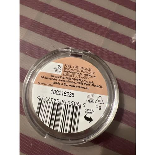 Eveline Cosmetics Feel the Bronze, Bronzing & Contouring Powder (Puder brązujący i konturujący) - opinie | zdjęcie do recenzji od Mirabellax3 - 3
