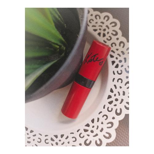 Rimmel Lasting Finish Lipstick by Kate Moss (Szminka do ust) - opinie | zdjęcie do recenzji od Alezwieje - 5