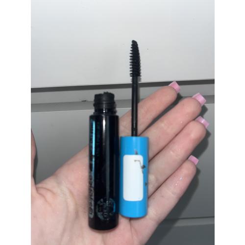 Essence All Eyes On Me, Waterproof Mascara (Wodoodporny tusz do rzęs) - opinie | zdjęcie do recenzji od Karolina3302 - 2