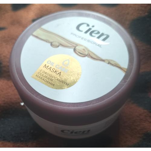 Cien Professional,  Maseczka do włosów z drogocennym olejkiem z makadamii, kokosa, arganu `Oil Care` - opinie | zdjęcie do recenzji od Dorota19860