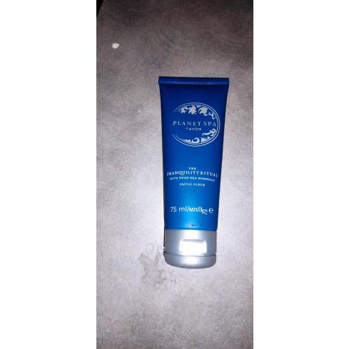Avon Planet Spa, The Tranquility Ritual, Facial Scrub (Peeling do twarzy z minerałami z Morza Martwego) - opinie | zdjęcie do recenzji od Kawusia94