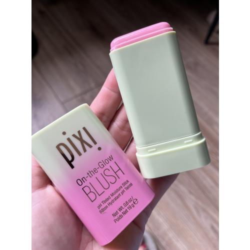 Pixi On-the-Glow Blush (Róż w sztyfcie) - opinie | zdjęcie do recenzji od BeautyP - 1