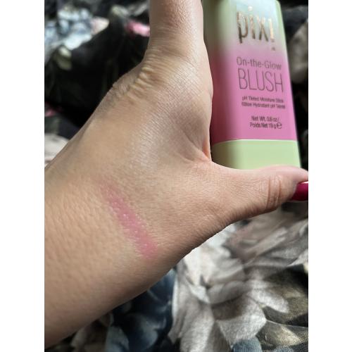 Pixi On-the-Glow Blush (Róż w sztyfcie) - opinie | zdjęcie do recenzji od BeautyP - 3