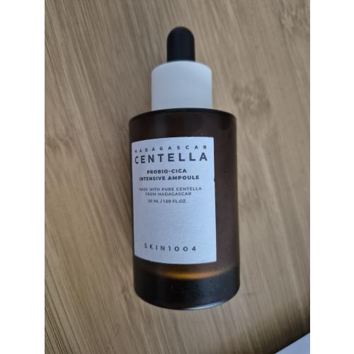Skin1004 Madagascar Centella, Probio-Cica Intensive Ampoule (Regenerujące serum ampułkowe do twarzy) - opinie | zdjęcie do recenzji od Kar_sz