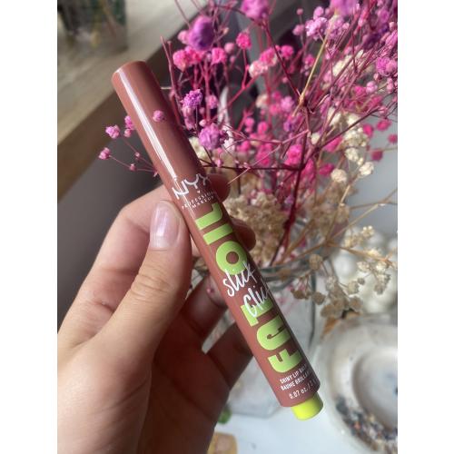 NYX Professional Makeup Fat Oil Slick Click, Shiny Lip Balm (Koloryzujący balsam do ust) - opinie | zdjęcie do recenzji od b_paula