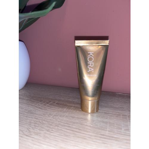 KORA Organics Turmeric Brightening and Exfoliating Mask (Maseczka oczyszczająca) - opinie | zdjęcie do recenzji od Julia08802 - 1