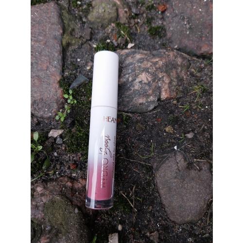 Hean Hydro Boost, Naturals Oils Lip Gloss (Nawilżający błyszczyk do ust) - opinie | zdjęcie do recenzji od Smerfeta83 - 2