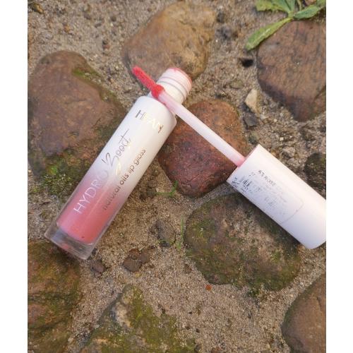 Hean Hydro Boost, Naturals Oils Lip Gloss (Nawilżający błyszczyk do ust) - opinie | zdjęcie do recenzji od Smerfeta83 - 3