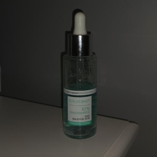 Eveline Cosmetics Face Therapy Professional, Serum Shot, Serum na niedoskonałości z 15% niacynamidem, cynkiem i kwasem salicylowym - opinie | zdjęcie do recenzji od Julia03221 - 1