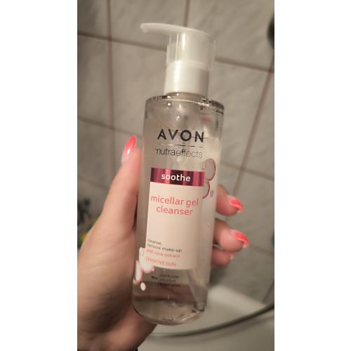 Avon Nutra Effects, Soothe Micellar Gel Cleanser (Żel micelarny do cery wrażliwej) - opinie | zdjęcie do recenzji od wideopenshut