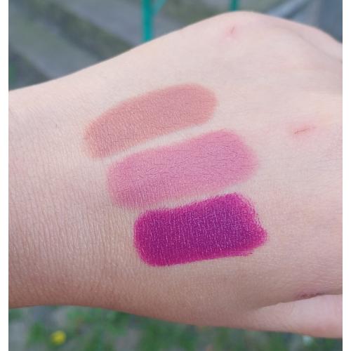 Revolution Beauty (Makeup Revolution) Matte Lipstick (Matowa pomadka do ust) - opinie | zdjęcie do recenzji od Smerfeta83 - 3