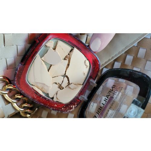 L'Oreal Paris Infallible 24H Fresh Wear Foundation in a Powder (Podkład w pudrze) - opinie | zdjęcie do recenzji od szminka2010 - 1