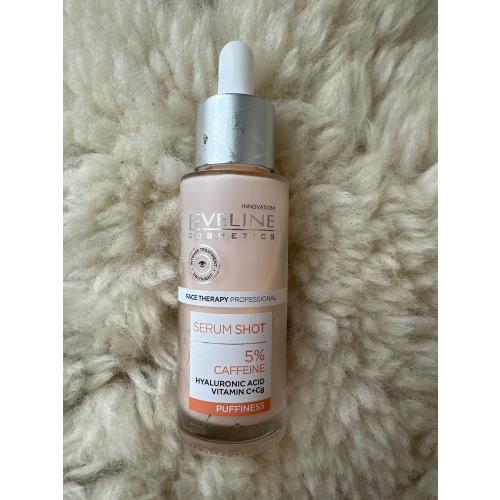Eveline Cosmetics Face Therapy Professional, Serum Shot, Serum na opuchnięcia z 5% kofeiną, kwasem hialuronowym i witaminą C+Cg - opinie | zdjęcie do recenzji od Jullieux