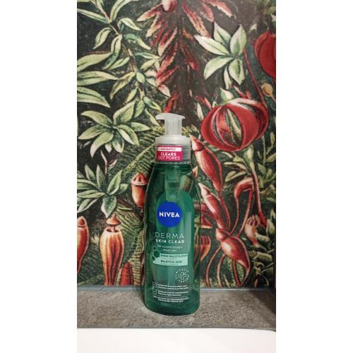 Nivea Derma Skin Clear, Wash Gel (Żel oczyszczający) - opinie | zdjęcie do recenzji od C_in_i - 2