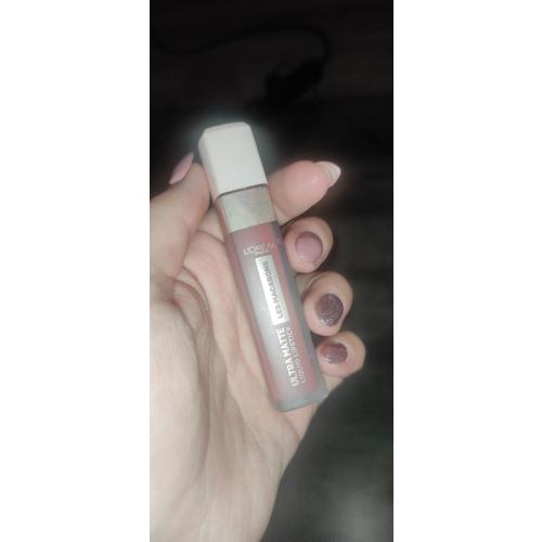 L'Oreal Paris Les Macarons, Ultra Matte Liquid Lipstick (Matowa pomadka w płynie) - opinie | zdjęcie do recenzji od Kawusia94