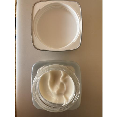 Yoskine Japan Gold Age Repair 50+ Wrinkle Filler Cream (Ultra wypełniacz zmarszczek krem-boost ze złotym peptydem) - opinie | zdjęcie do recenzji od aska68 - 2