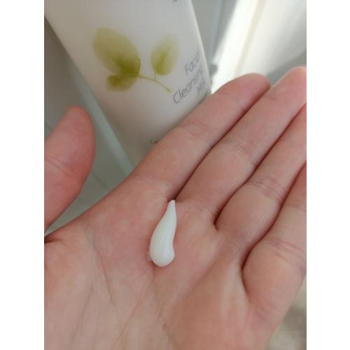 Feel Free Facial Cleansing Milk (Mleczko oczyszczające do twarzy) - opinie | zdjęcie do recenzji od Lothris - 1