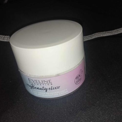 Eveline Cosmetics My Beauty Elixir Hydra Raspberry, Nawilżający krem regenerujący - opinie | zdjęcie do recenzji od RoxiMisie008