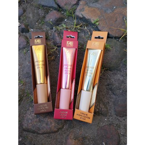 Action FabFactory, Perfect,  Cream Blush Stick (Róż w płynie) - opinie | zdjęcie do recenzji od Smerfeta83 - 2