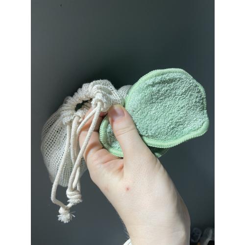 Action Make-Up Remover Pads (Płatki do demakijażu) - opinie | zdjęcie do recenzji od Medea05