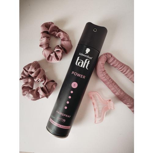 Schwarzkopf Taft Taft Power Cashmere, Lakier do włosów - opinie | zdjęcie do recenzji od eliza461