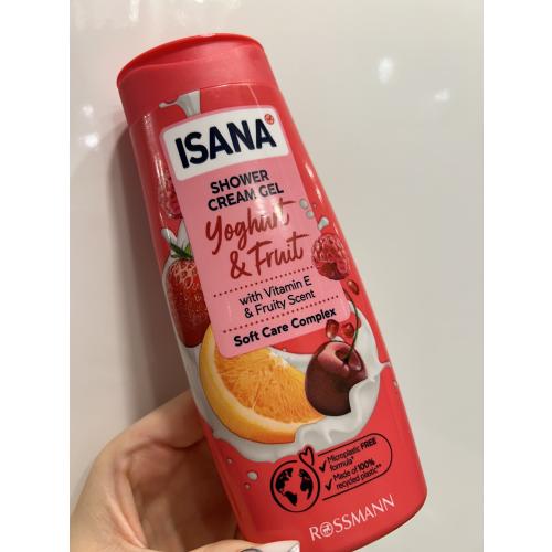 Isana Yoghurt & Fruit Shower Cream Gel (Kremowy żel pod prysznic (nowa wersja)) - opinie | zdjęcie do recenzji od blond_wlosy