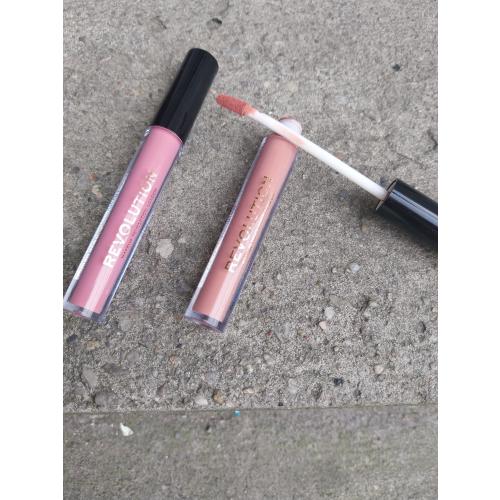 Revolution Beauty (Makeup Revolution) Matte Liquid Lipstick (Pomadka matowa w płynie) - opinie | zdjęcie do recenzji od Smerfeta83 - 5