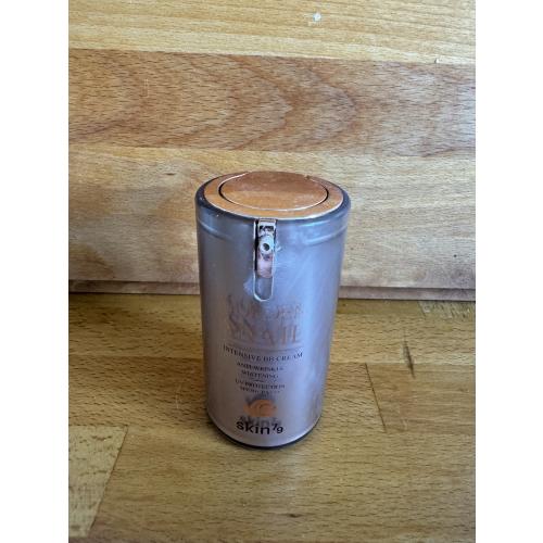 SKIN79 Golden Snail Intensive Beblesh Balm Cream SPF50+ PA+++ (Krem BB) - opinie | zdjęcie do recenzji od Pushann - 1