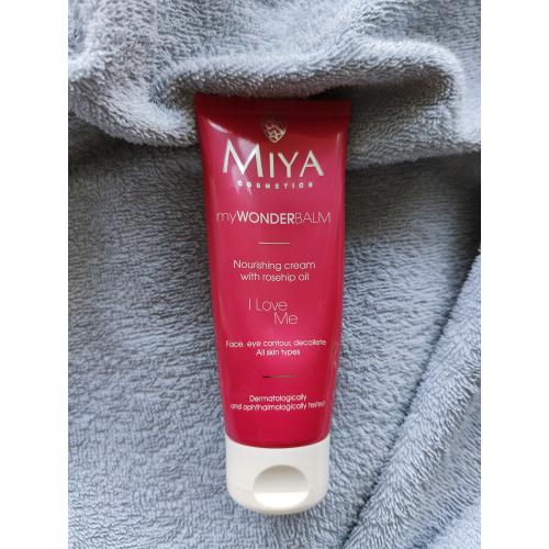 Miya Cosmetics myWONDERBALM I Love Me (Odżywczy krem z olejkiem z róży, do twarzy, rąk i ciała) - opinie | zdjęcie do recenzji od shewild