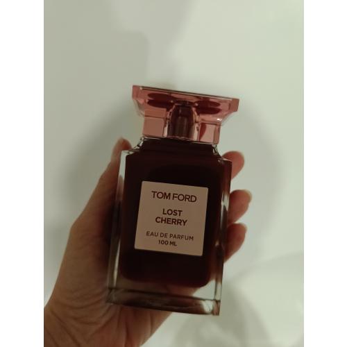 Tom Ford Private Blend Fragrances Lost Cherry EDP - opinie | zdjęcie do recenzji od martens84