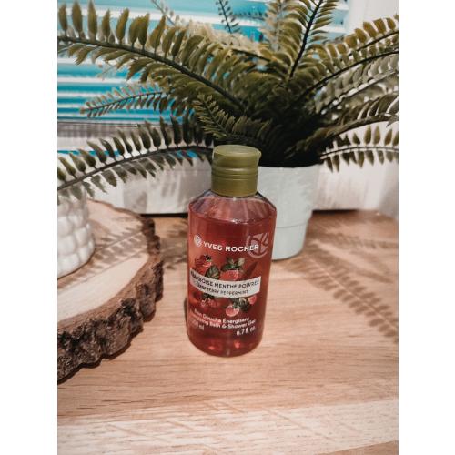 Yves Rocher Les Plasiris Nature, Bain Douche Energisant Framboise Menthe Poivree [Energizing Bath & Shower Gel] (Energizujący żel pod prysznic i do kąpieli `Malina i mięta pieprzowa`) - opinie | zdjęcie do recenzji od eliza461
