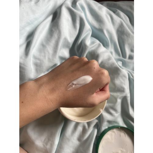 Garnier Body Superfood, Avocado + Omega 6  48H Nourishing Cream (Odżwyczy krem do ciała z olejkiem z awokado i kwasem omega 6) - opinie | zdjęcie do recenzji od prfctx - 2