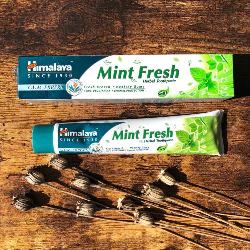 Himalaya Herbals Gum Expert, Mint Fresh Herbal Toothpaste (Ziołowa pasta do zębów w żelu) - opinie | zdjęcie do recenzji od Crystal1994 - 2