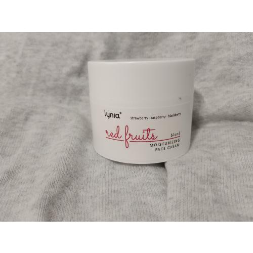Lynia Red Fruits Moisturizing Face Cream (Krem do twarzy) - opinie | zdjęcie do recenzji od Vardzia - 2