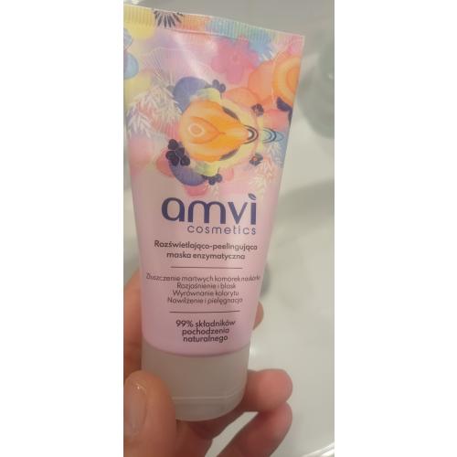 AMVI Cosmetics Rozświetlająco - peelingująca maska enzymatyczna - opinie | zdjęcie do recenzji od KIN0183