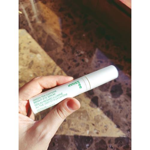 Innisfree Green Tea & Caffeine, Bright-Eye Serum Roll-On (Serum rozświetlające pod oczy z zieloną herbatą i kofeiną) - opinie | zdjęcie do recenzji od shewild - 1
