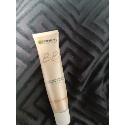 Garnier BB Cream Miracle Skin Perfector [Beauty Balm Perfector] Oil Free Combination Oily Skin (Krem BB cera tłusta i mieszana) - opinie | zdjęcie do recenzji od klaudia_renkel - 1