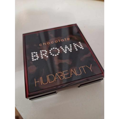 Huda Beauty Chocolate Brown Obsessions Eyeshadow Palette (Paleta cieni do powiek) - opinie | zdjęcie do recenzji od Gabsonik123 - 1