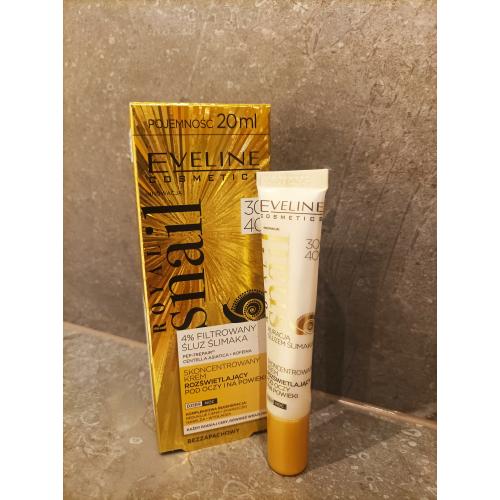 Eveline Cosmetics Royal Snail, Skoncentrowany krem rozświetlający pod oczy i na powieki 30 + /40+ - opinie | zdjęcie do recenzji od Aleksandra474