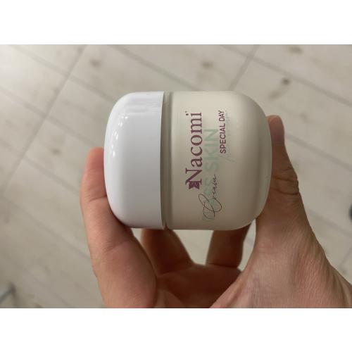Nacomi Glass Skin, Special Day Face Cream (Krem do twarzy) - opinie | zdjęcie do recenzji od Alinatestuje