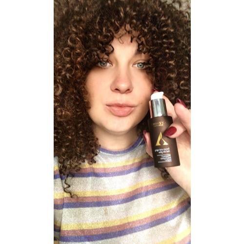 Awesome Cosmetics Feel the Glow Anti-aging Serum (Serum do twarzy) - opinie | zdjęcie do recenzji od Ipekakuana