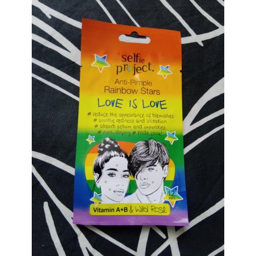Selfie Project Love Is Love, Anti-Pimple Rainbow Stars (Tęczowe gwiazdki punktowe na niedoskonałości) - opinie | zdjęcie do recenzji od Owocowysad - 2