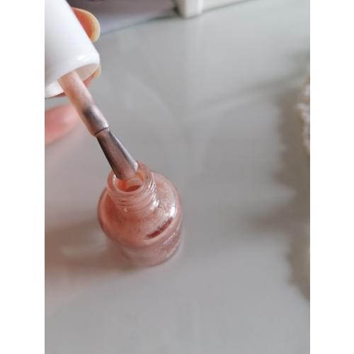 Miss Sporty Naturally Perfect, Nail Polish (Lakier do paznokci) - opinie | zdjęcie do recenzji od Momo - 2