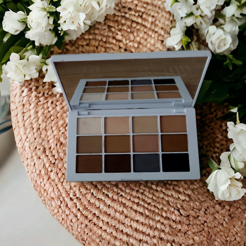 Makeup By Mario Master Mattes Eyeshadow Palette (Paleta cieni do powiek) - opinie | zdjęcie do recenzji od bubinka89 - 1