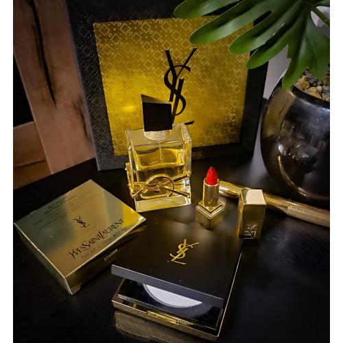 Yves Saint Laurent Encre De Peau, Poudre Compacte [All Hours Setting Powder] (Puder matująco-utrwalający) - opinie | zdjęcie do recenzji od Nathaliee85