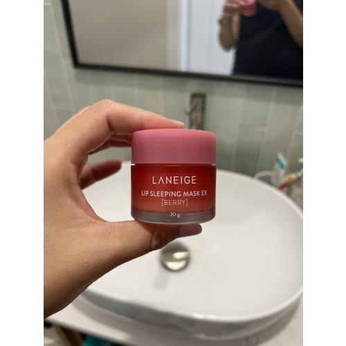 Laneige Lip Sleeping Mask (Intensywnie regenerująca maseczka całonocna na usta) - opinie | zdjęcie do recenzji od Niesubordynowana - 3