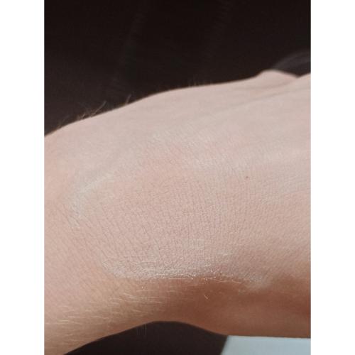 Isana Young, Cream & Powder Make-Up, Puder antybakteryjny przeciw wypryskom  2 w 1 - opinie | zdjęcie do recenzji od Alezwieje - 5