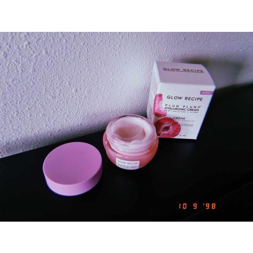 Glow Recipe Plum Plump Refillable Hyaluronic Acid Moisturizer - opinie | zdjęcie do recenzji od Rumcykiewicz