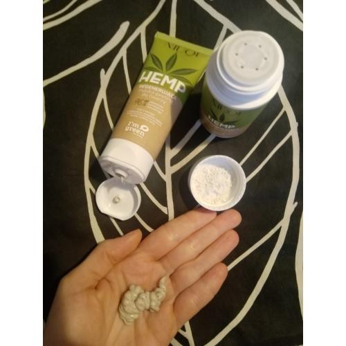 Niuqi Hemp, Regenerująca maska - peeling do twarzy - opinie | zdjęcie do recenzji od Owocowysad - 2